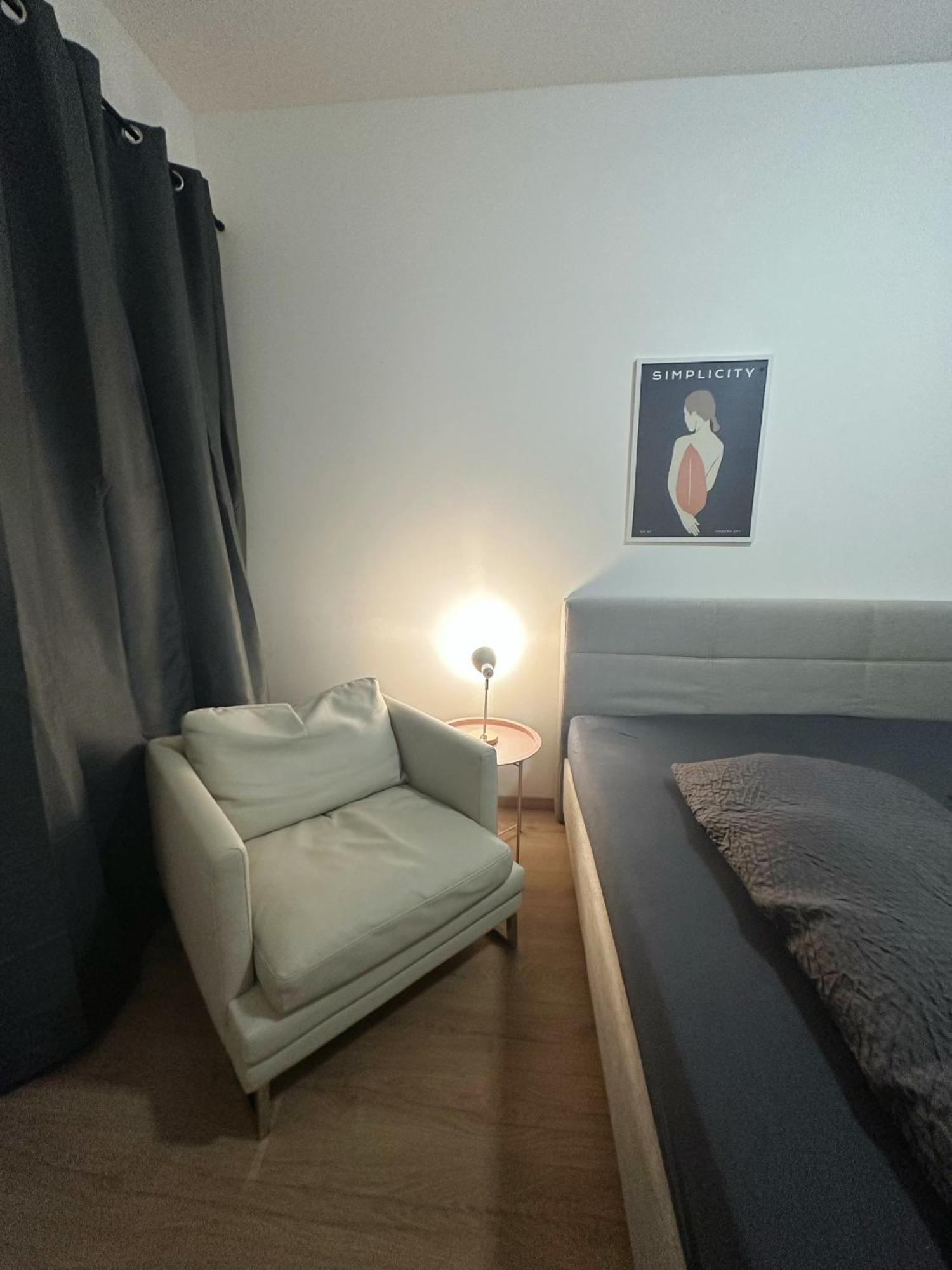 2Schlafenzimmer 5Betten Montuerwhonung Leilighet Düsseldorf Eksteriør bilde