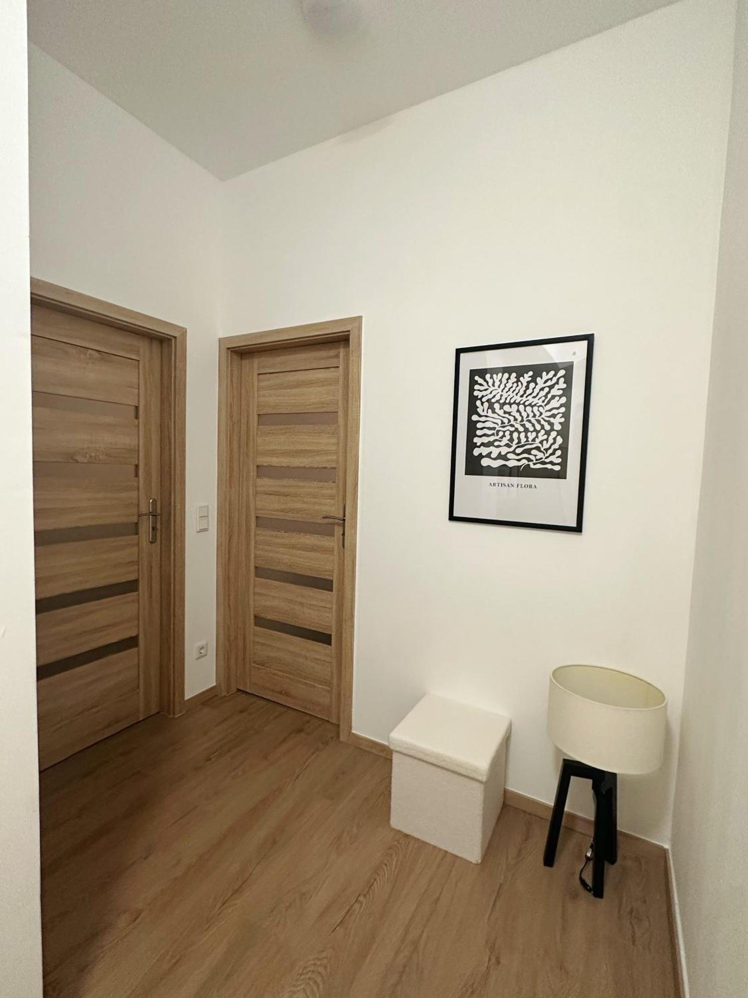 2Schlafenzimmer 5Betten Montuerwhonung Leilighet Düsseldorf Eksteriør bilde
